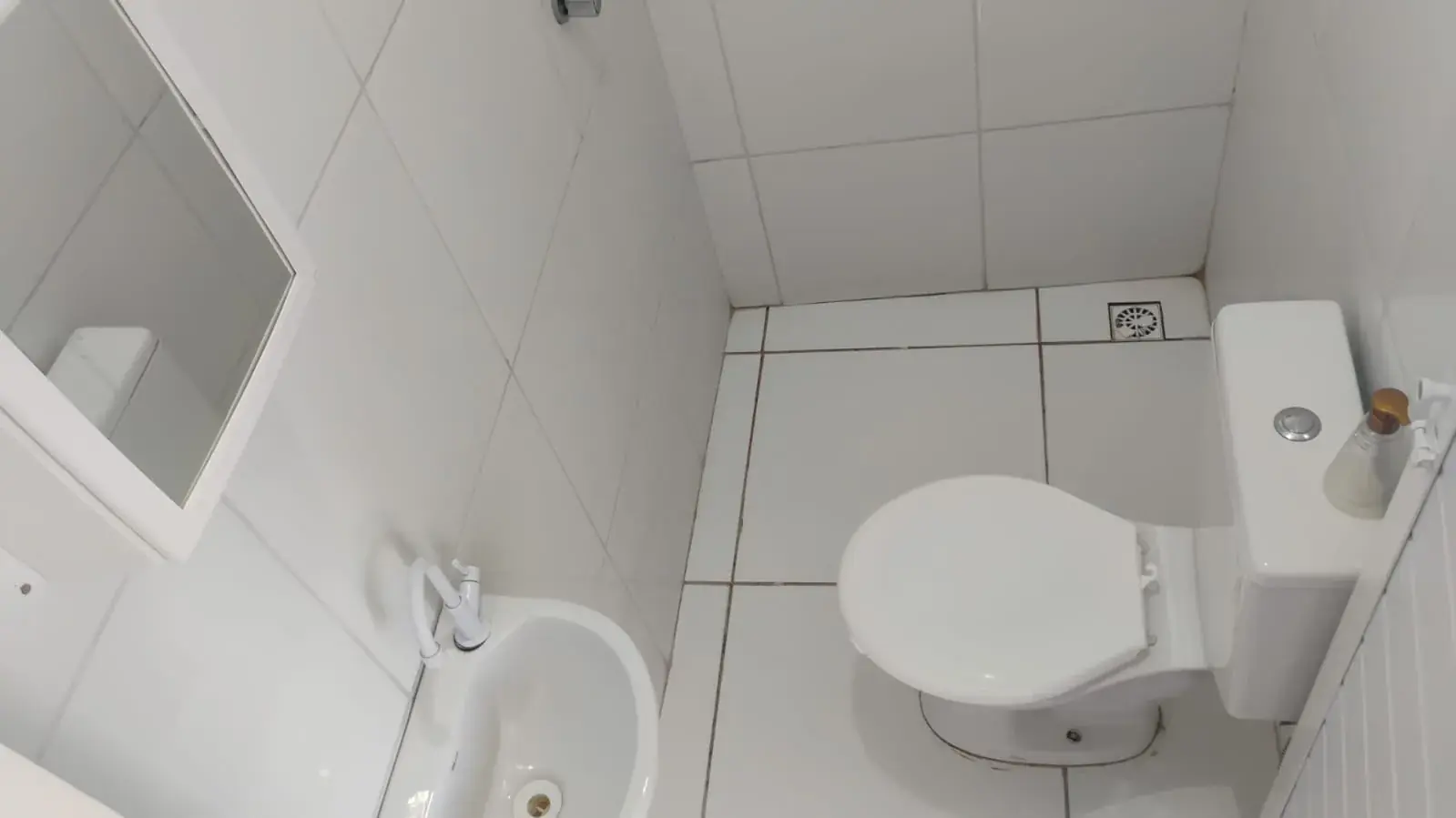 Banheiro privativo do Quarto 3